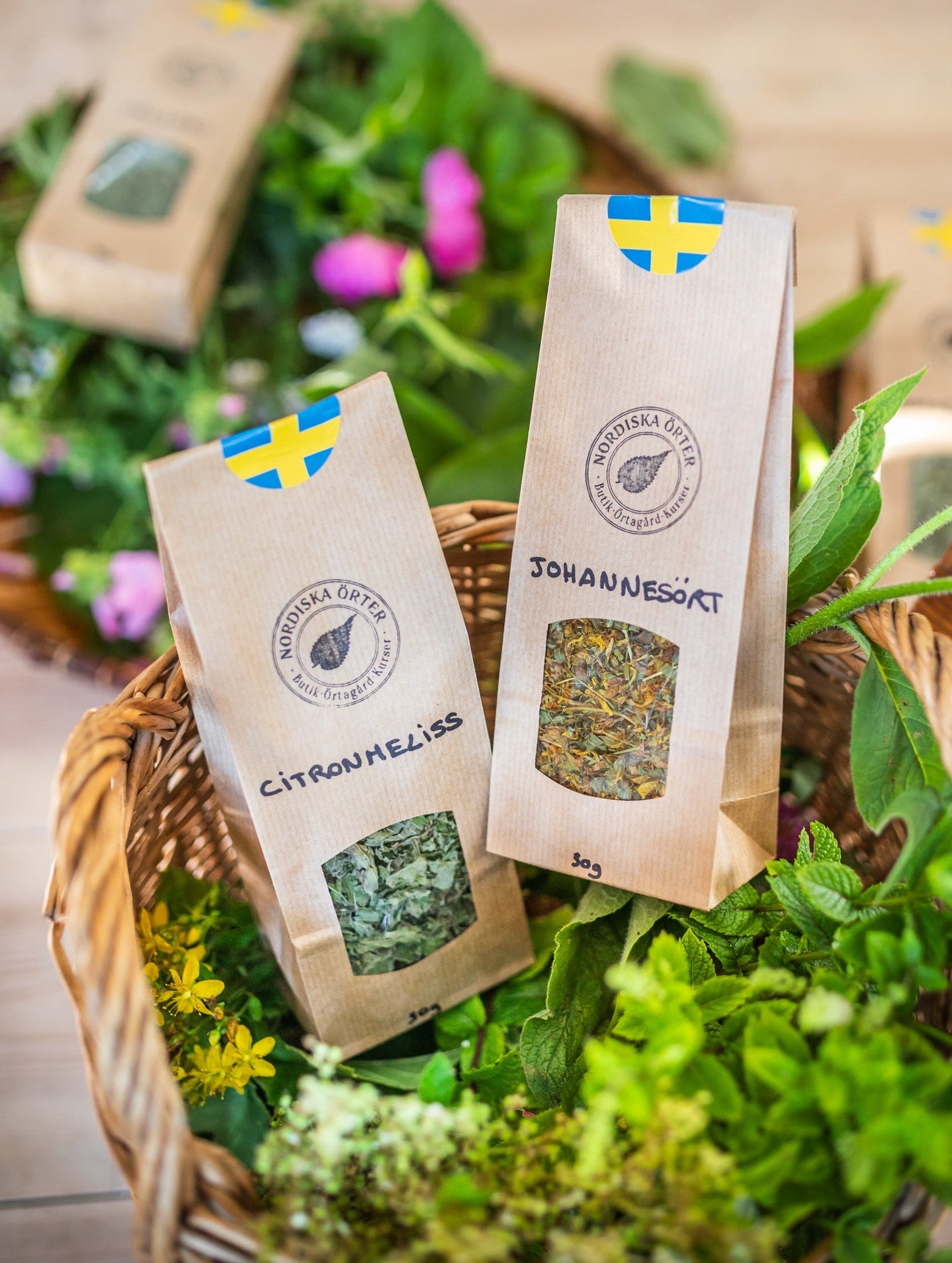 Handgjorda örtprodukter